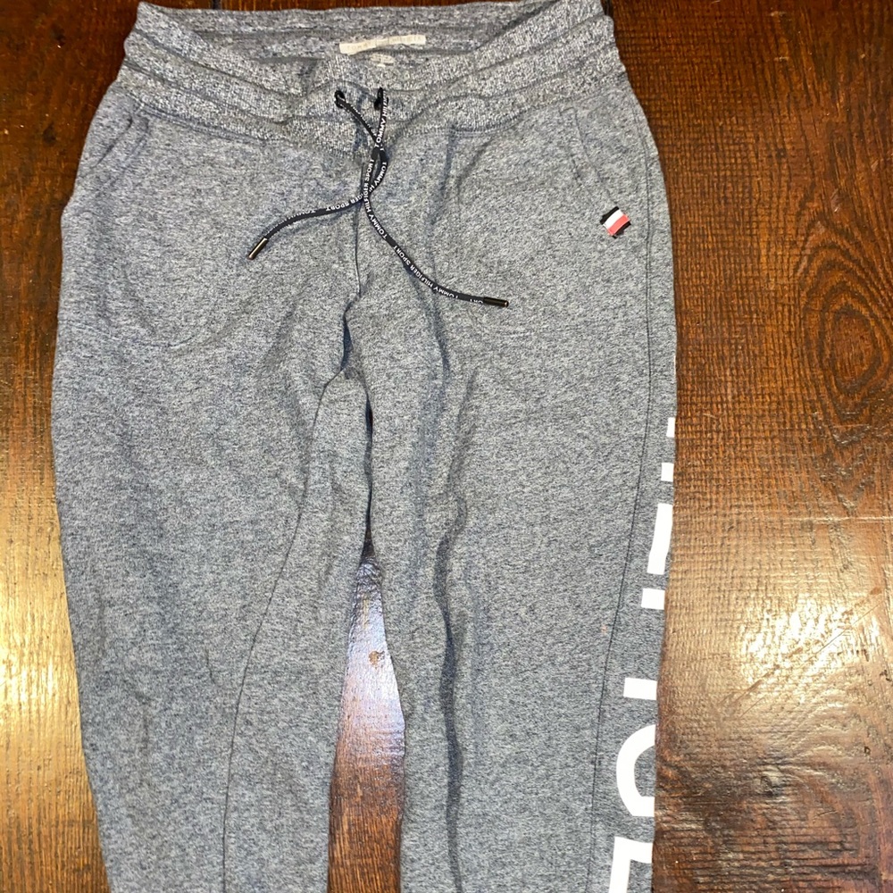 TOMMY HILFIGER SWEATS